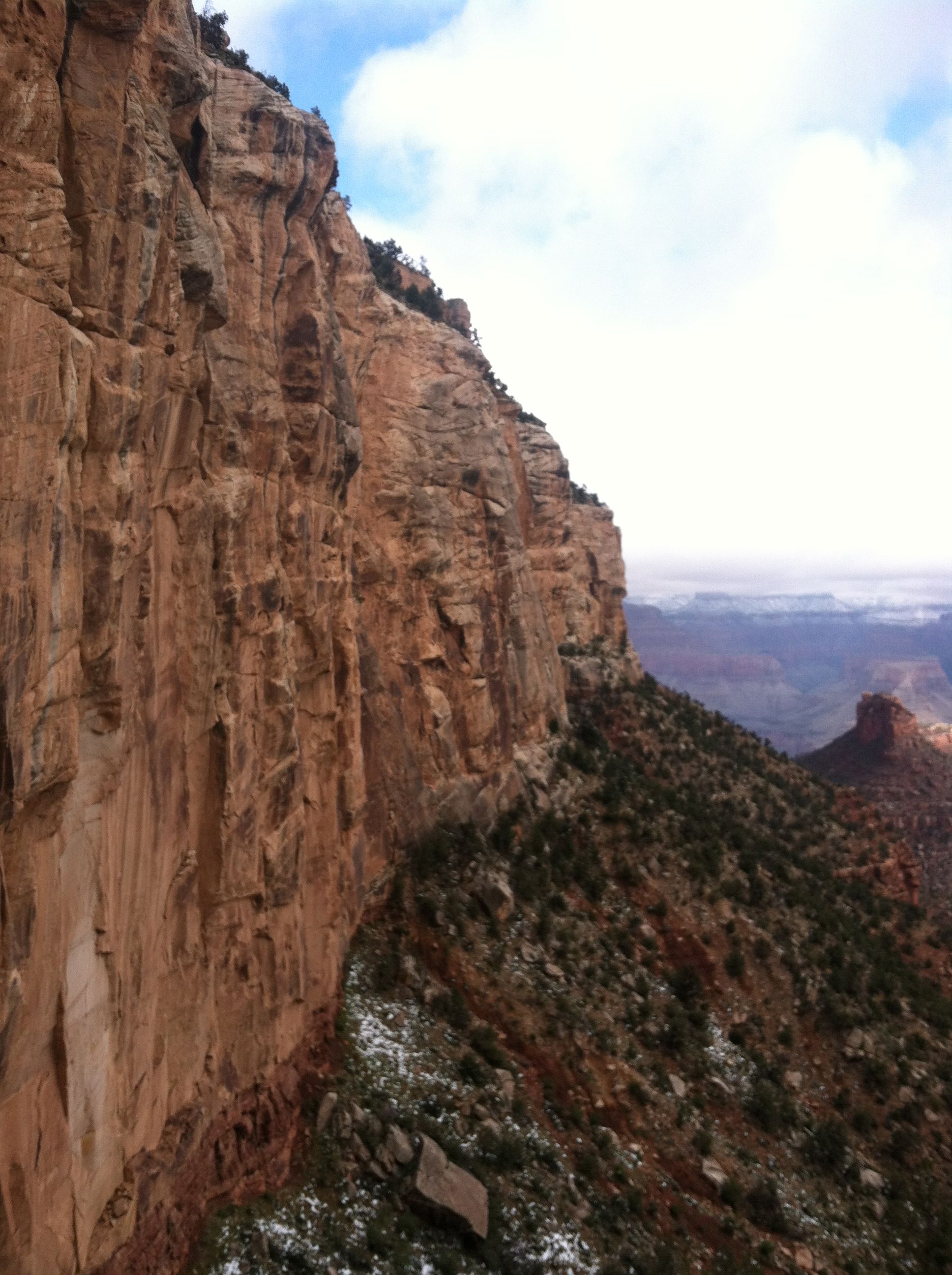 view of side of Grand Canyon from the first mile or so of Bright Angel Trail