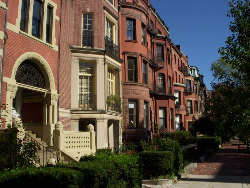 little brownstone neighborhood in Boston