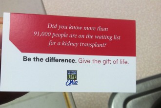card with kidney donation statistics on it