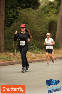 Aurora De Lucia running in Golden Gate park during the San Francisco 2nd half marathon 2014