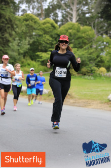 Aurora De Lucia running through Golden Gate Park in the San Francisco 2nd half marathon 2014